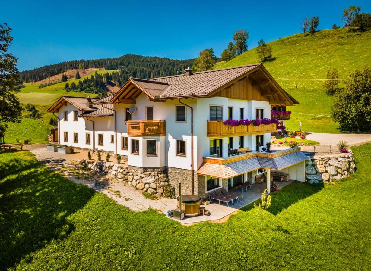 ザンクト・ヨーハン・イム・ポンガウLindbichlhof Urlaub Am Bio Bauernhofアパートメント エクステリア 写真